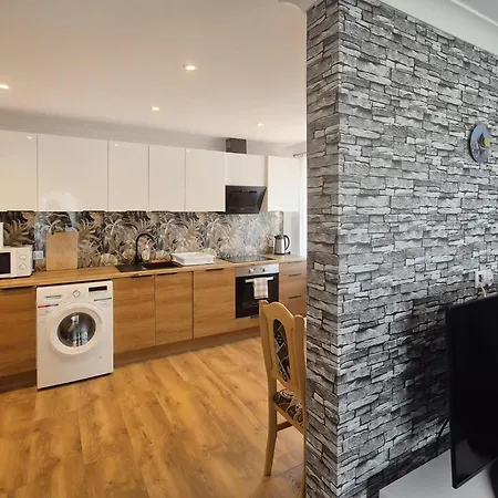2 Bedroom Cozy In * Gardna Wielka