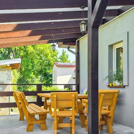 2 Bedroom Cozy In * Gardna Wielka
