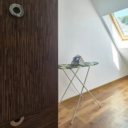 2 Bedroom Cozy In *